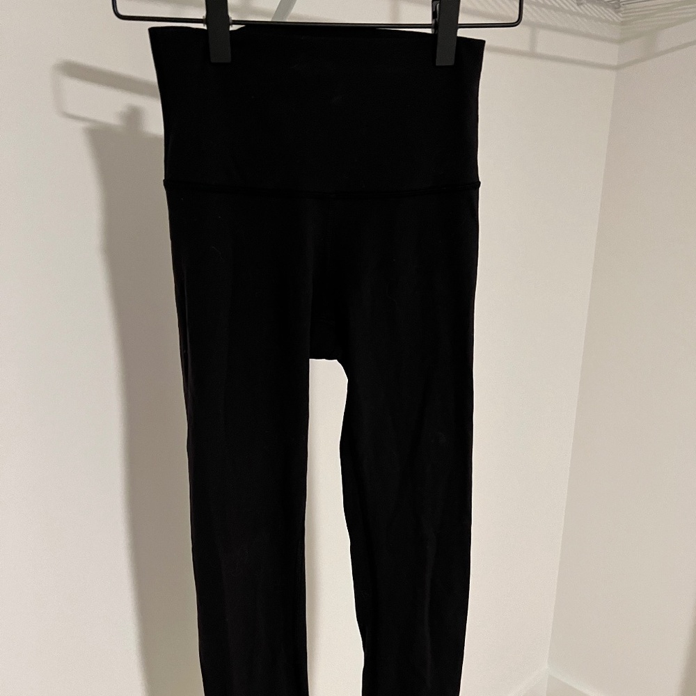 Lululemon Wonder Under leggings 28”